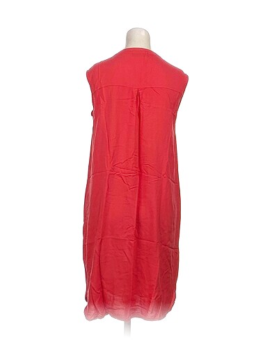 s Beden PreLoved Kısa Elbise %70 İndirimli.