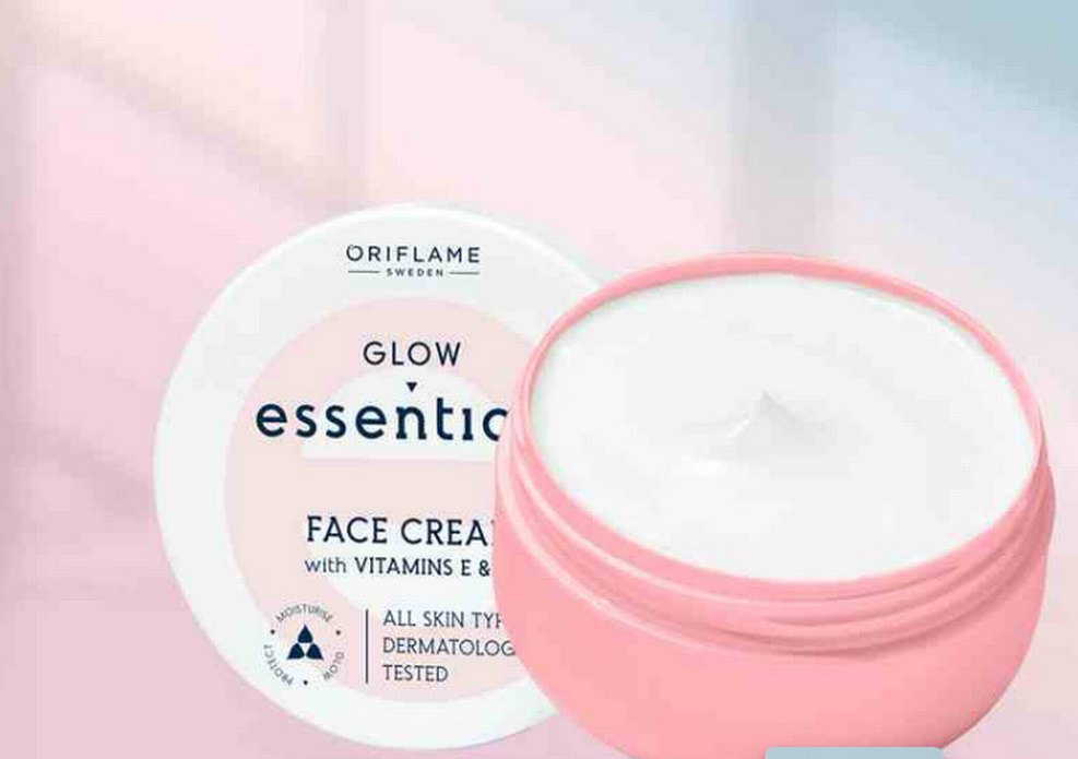 Oriflame Glow Essentials Yüz Bakım Seti
3 adet ürün fiyatıdır - Görsel 3