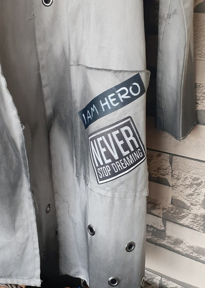 Baskılı Trençkot - Görsel 3