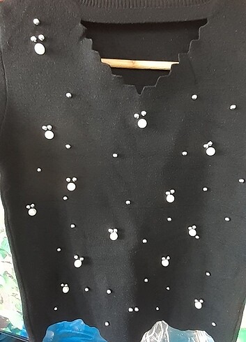 Zara Boncuklu Kazak