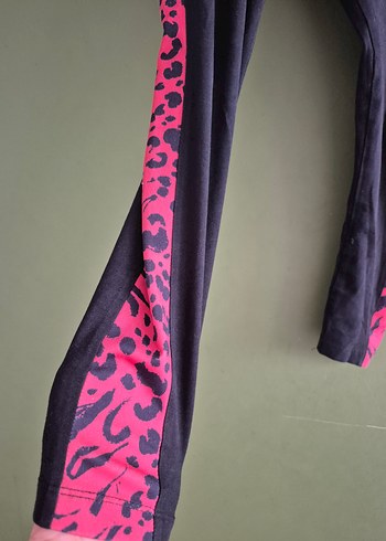 6 Yaş Beden Kız Çocuk Zebra Desenli Triko Eşofman Takımı