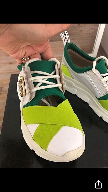 37 Beden yeşil Renk Çok Şık Model Deri Ayakkabı