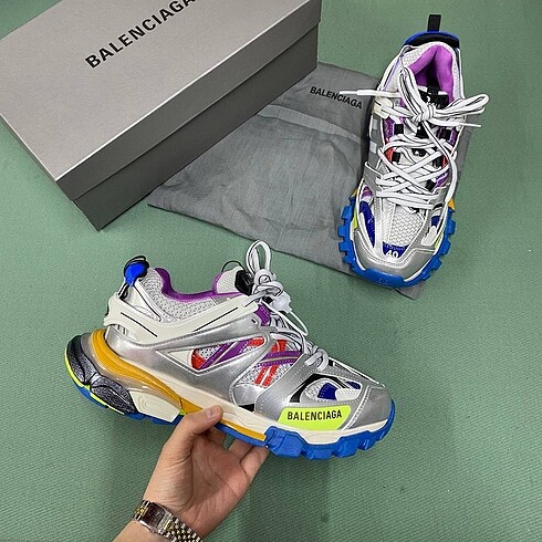 Balenciaga Track