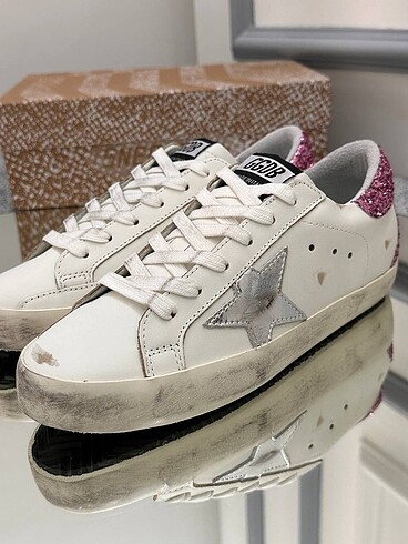 Golden Goose Deluxe Golden Goose
