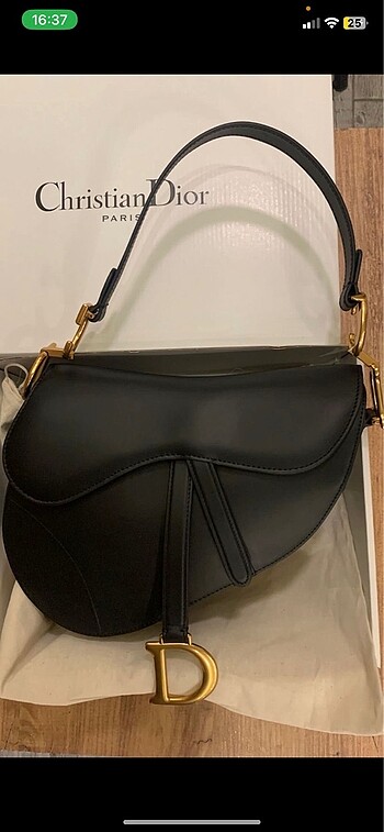Dior Christian Dior Saddle Bag