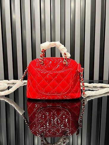 Beden kırmızı Renk Chanel Clutches Bag with Chain