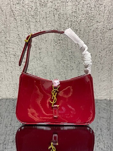 Ysl le 5 a7 hobo bag