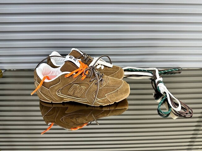 Miu Miu X New balance sneakers