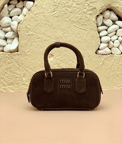 Beden çeşitli Renk MiuMiu Suede Matelasse Bag