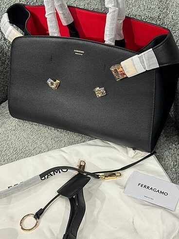 Beden Ferragamo bag