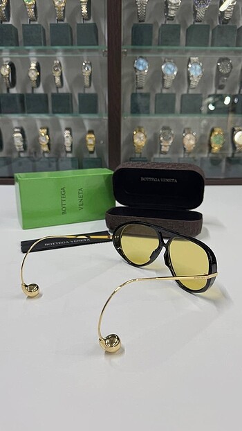  Beden Bottega veneta gözlük
