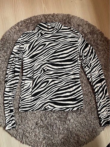 Zebra desenli ince bluz