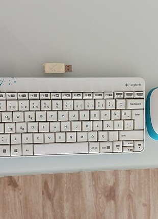 Logitech klavye