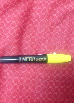 s Beden Farmasi mega shock maskara