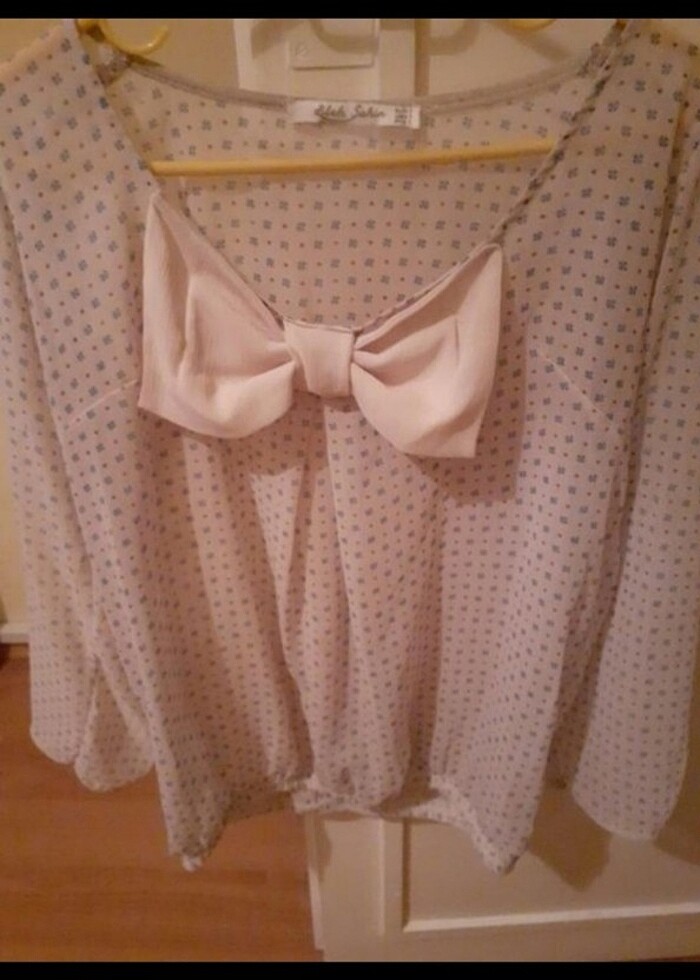 Fiyonklu şifon bluz - Görsel 4