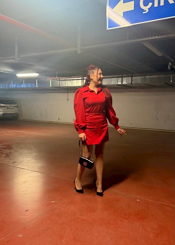 Kırmızı V Yaka Kadın Midi Elbise - Görsel 3