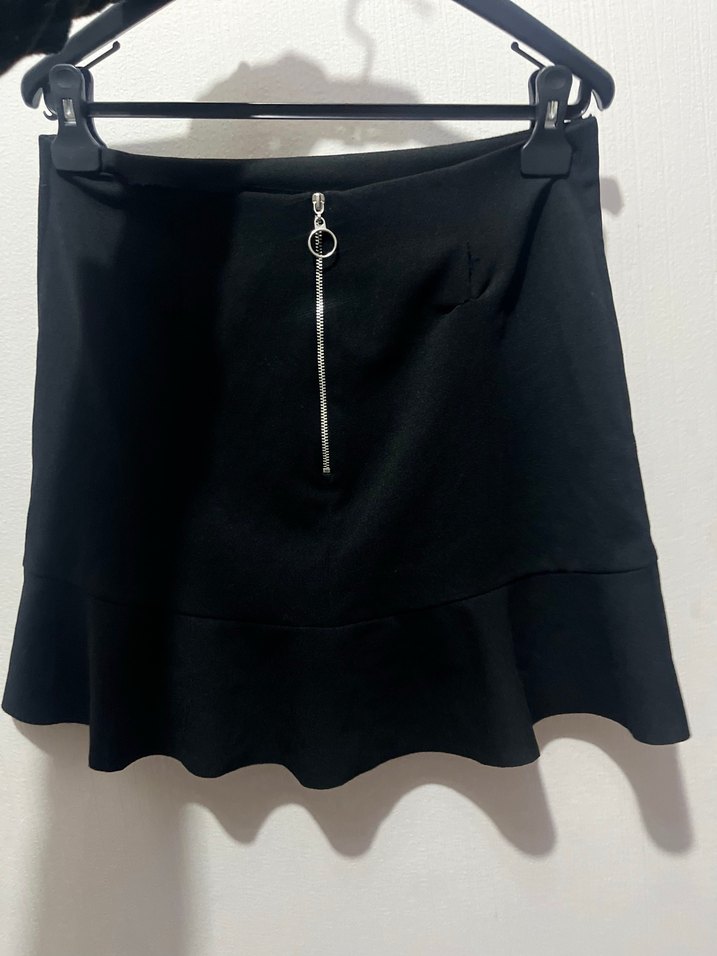 Siyah Volanlı Mini Etek - Görsel 3