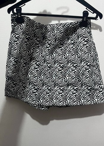 Zebra Desenli Mini Pilili Etek şortlu - Görsel 3