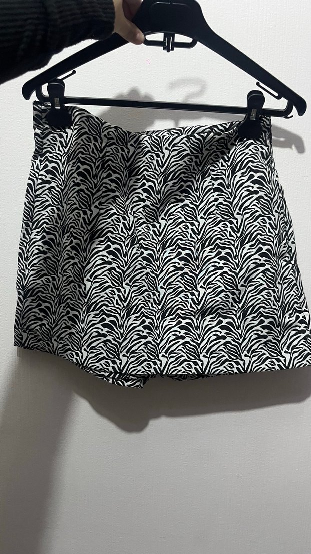 Zebra Desenli Mini Pilili Etek şortlu - Görsel 3