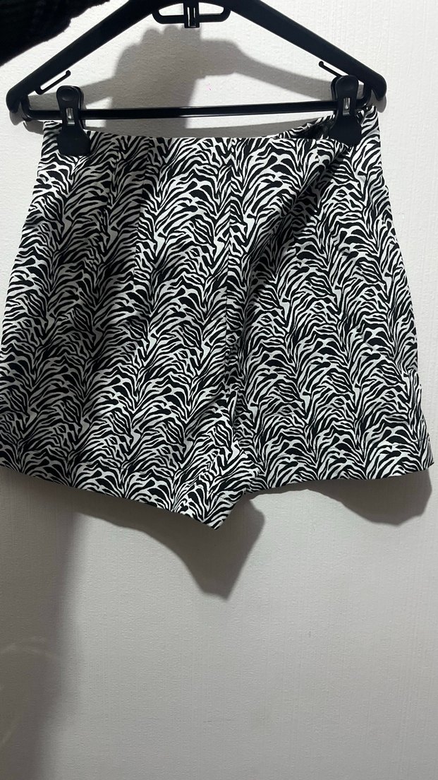 Zebra Desenli Mini Pilili Etek şortlu - Görsel 4