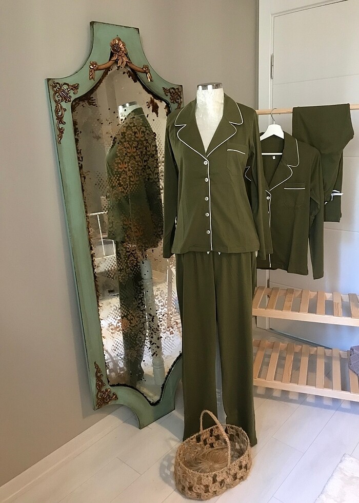 Biyeli düğmeli pijama takımı - Görsel 2