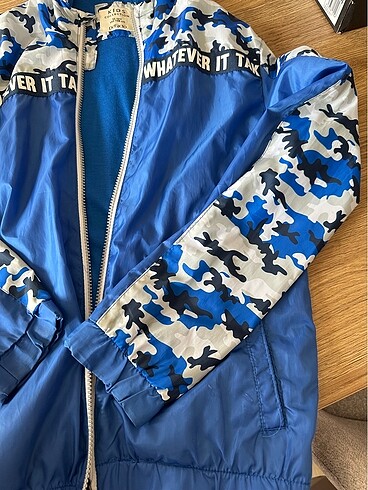 Erkek çocuk yağmurluk - Görsel 3