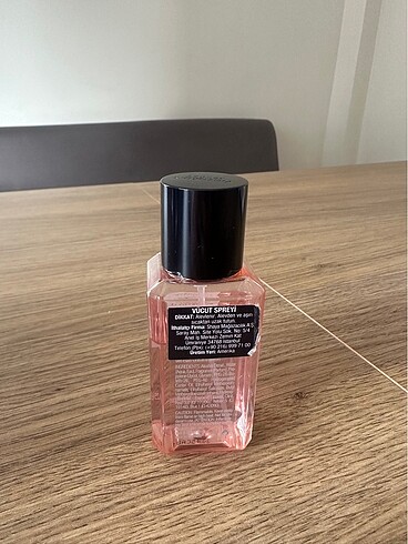 Victoria s Secret çoğu dolu bombshell