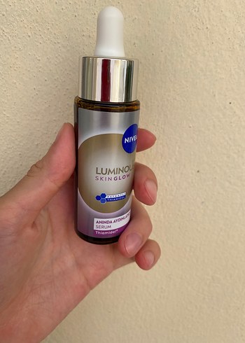 Nivea Luminous Skin Glow Anti-Aging Serum