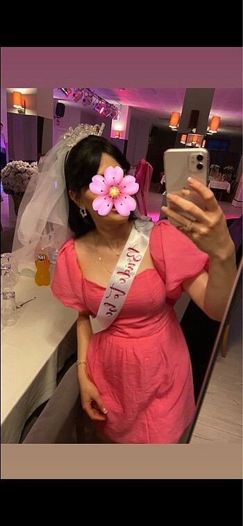 Pembe bekarlığa veda elbisesi