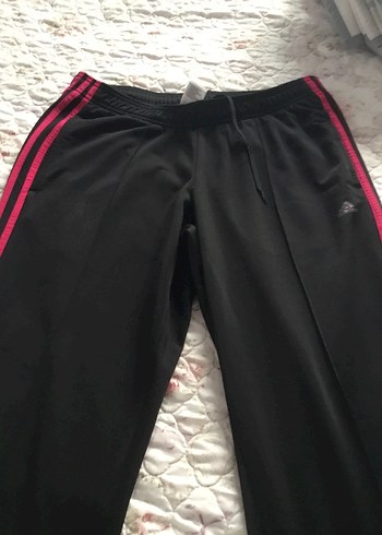 Adidas Orjinal Adidas eşofman takımı