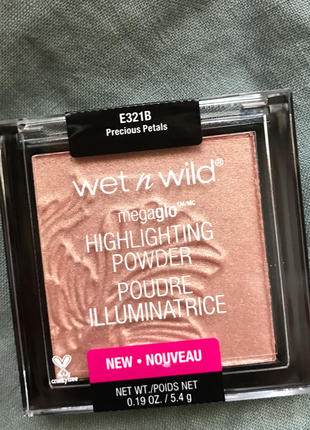 Wet n wild Hiç kullanılmamış Wet n Wild Highlighting Powder