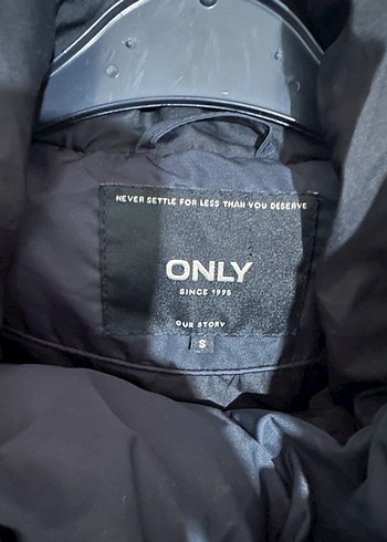 Only Siyah Kadın şişme Mont - Görsel 4