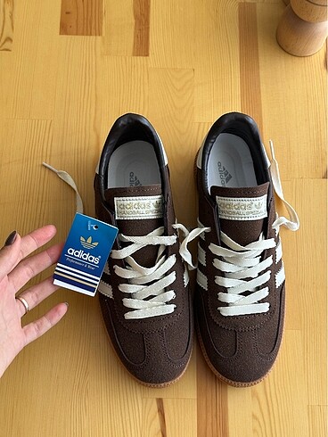 Adidas spezıal