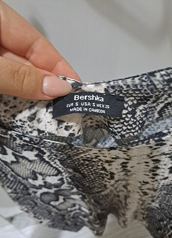 s Beden BERSHKA BLUZ