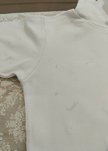 7 Yaş Beden beyaz Renk LC Waikiki boğazlı sweatshirt 7-8 yaş.