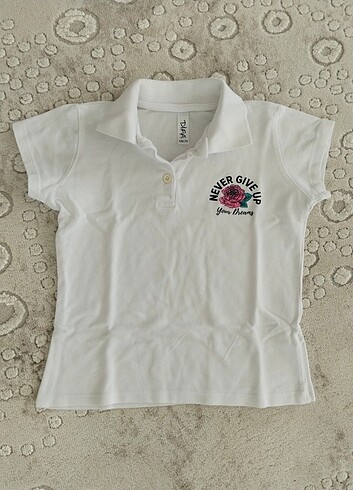Diğer 2 adet polo yaka t-shirt 7 yaş