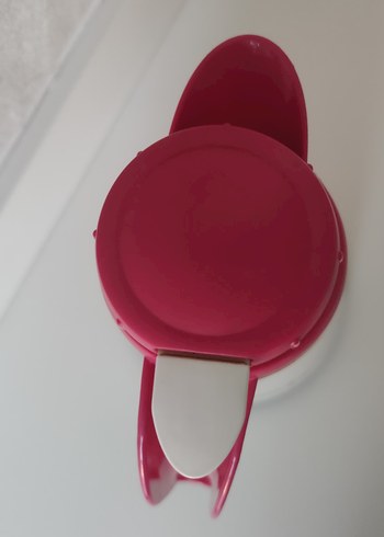 Çiçek Desenli Pembe Kapaklı Termos - Görsel 3