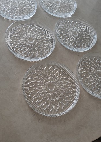 Şeffaf Desenli 6 adet Cam Tabak Seti - Görsel 3