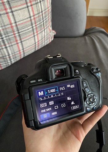  Beden Renk Canon EOS 600D Dijital Fotoğraf Makinesi