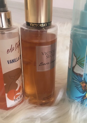 Victoria's Secret Bare Vanilla Kadın Parfüm ve diğer vücut sprey - Görsel 2
