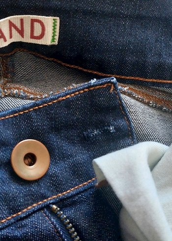 28 Beden J. Brand Kadın Lacivert Bol Kesim Kot Pantolon Love Story 722