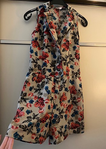 Çiçek Desenli Düğmeli Kolsuz Kadın Tulum - Görsel 7