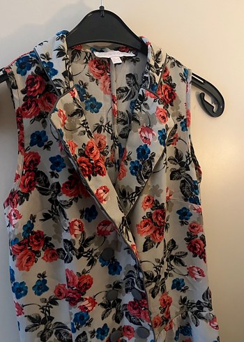 Çiçek Desenli Düğmeli Kolsuz Kadın Tulum - Görsel 6