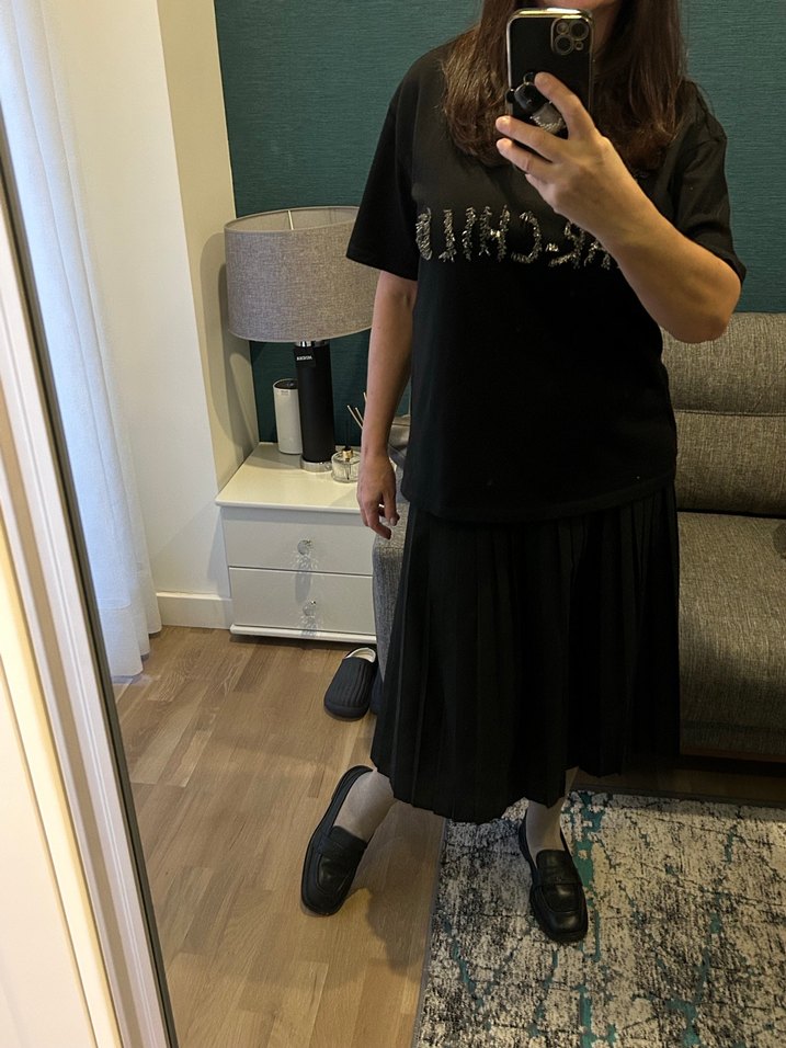 Siyah Piliseli Etek - Görsel 4