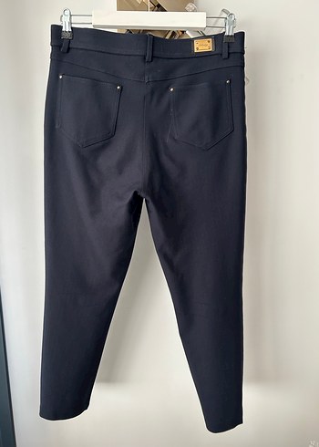 Siyah Kemerli Kadın Kumaş Tayt-Pantolon - Görsel 2