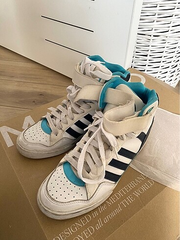 38 Beden Adidas Yüksek bilek ayakkabı
