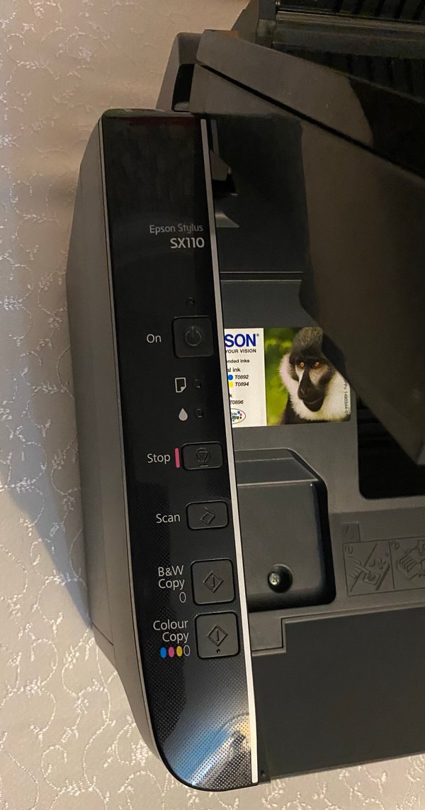 Siyah Epson Yazıcı. KARTUŞ YOKTUR !!! - Görsel 4