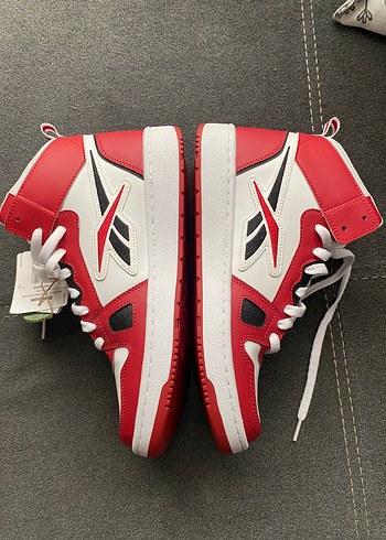 Kırmızı Beyaz Reebok Basketbol Ayakkabısı Velcro - Görsel 5