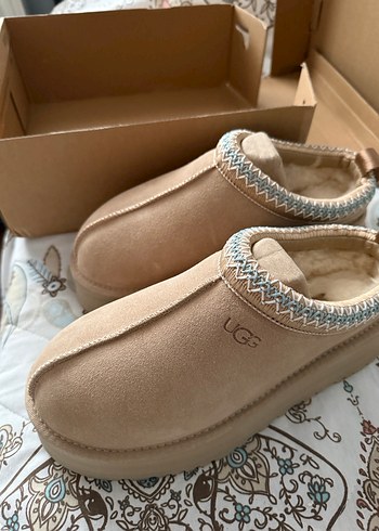 Bej Süet Kadın Terlikler - UGG