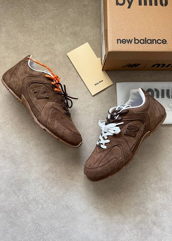 37 Beden NB 530 x Miu Miu Sneaker (Taba)